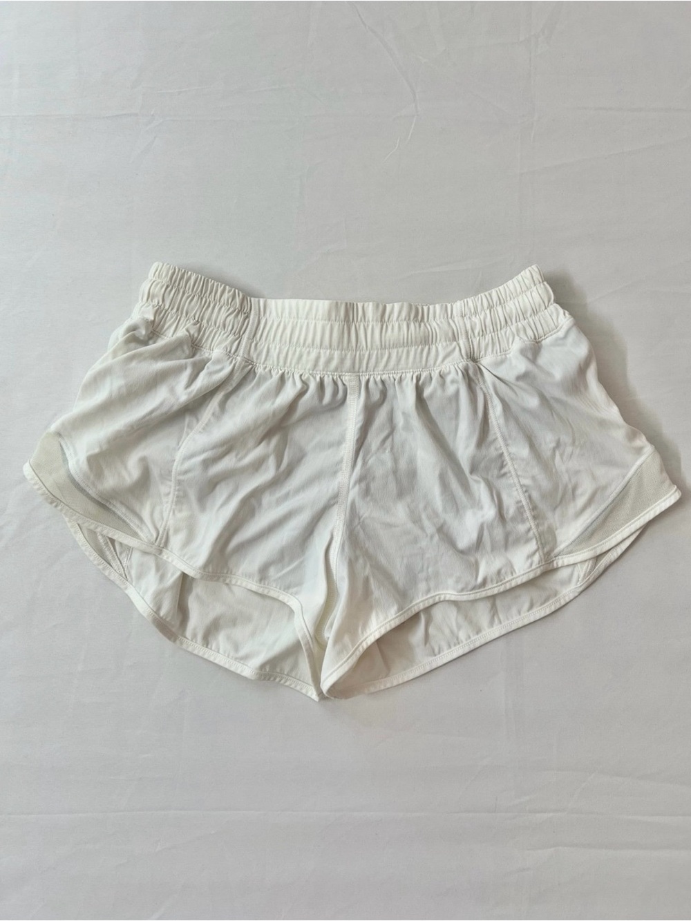 Lululemon Hotty Hot Low Rise Lined Shorts Short Bundle - Picture 3 of 10